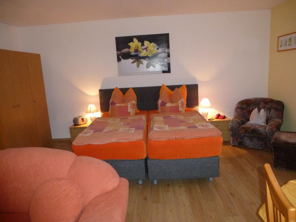 Gaestehaus Regina Ruhla Quarto foto